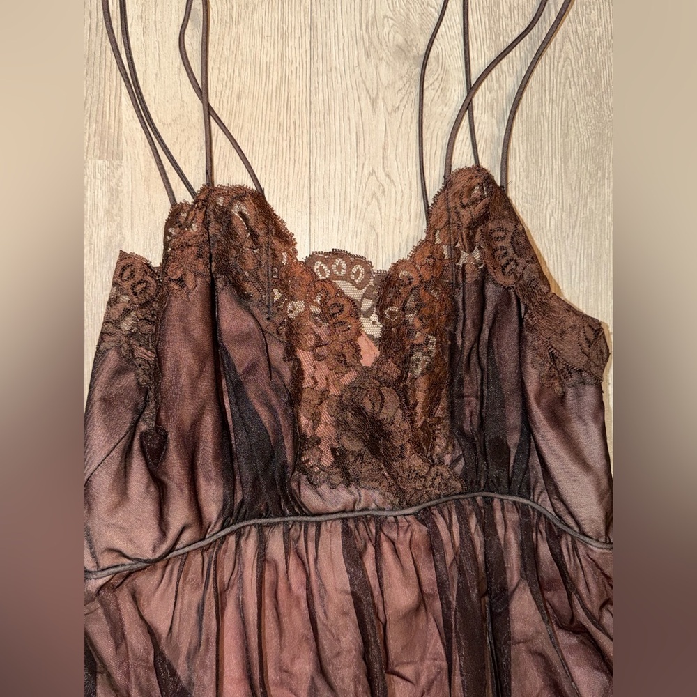 Vanity Fair - image 2